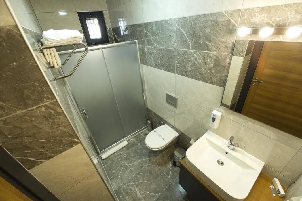 Big Point Plus Hotel Biga Bagian luar foto