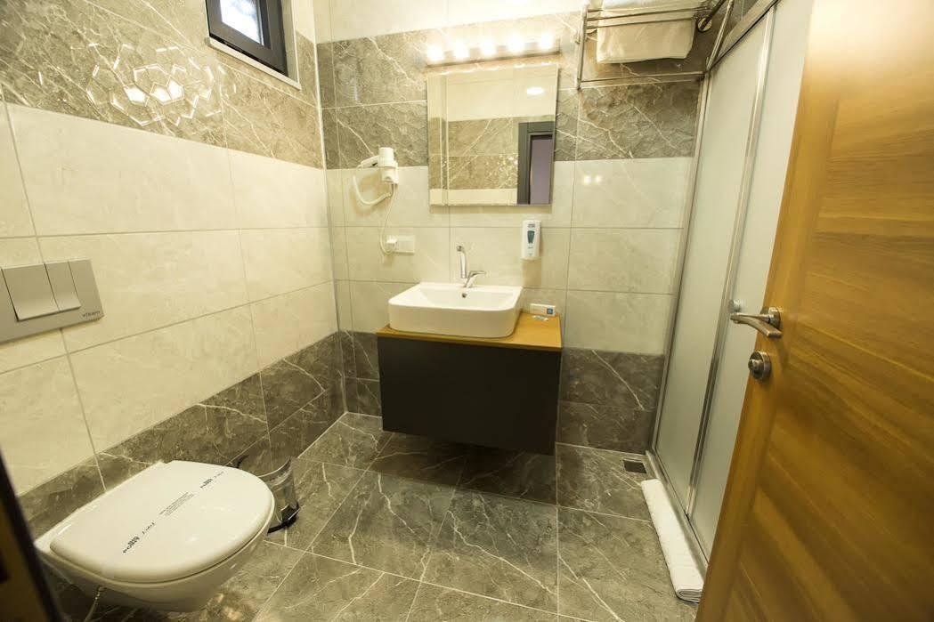 Big Point Plus Hotel Biga Bagian luar foto
